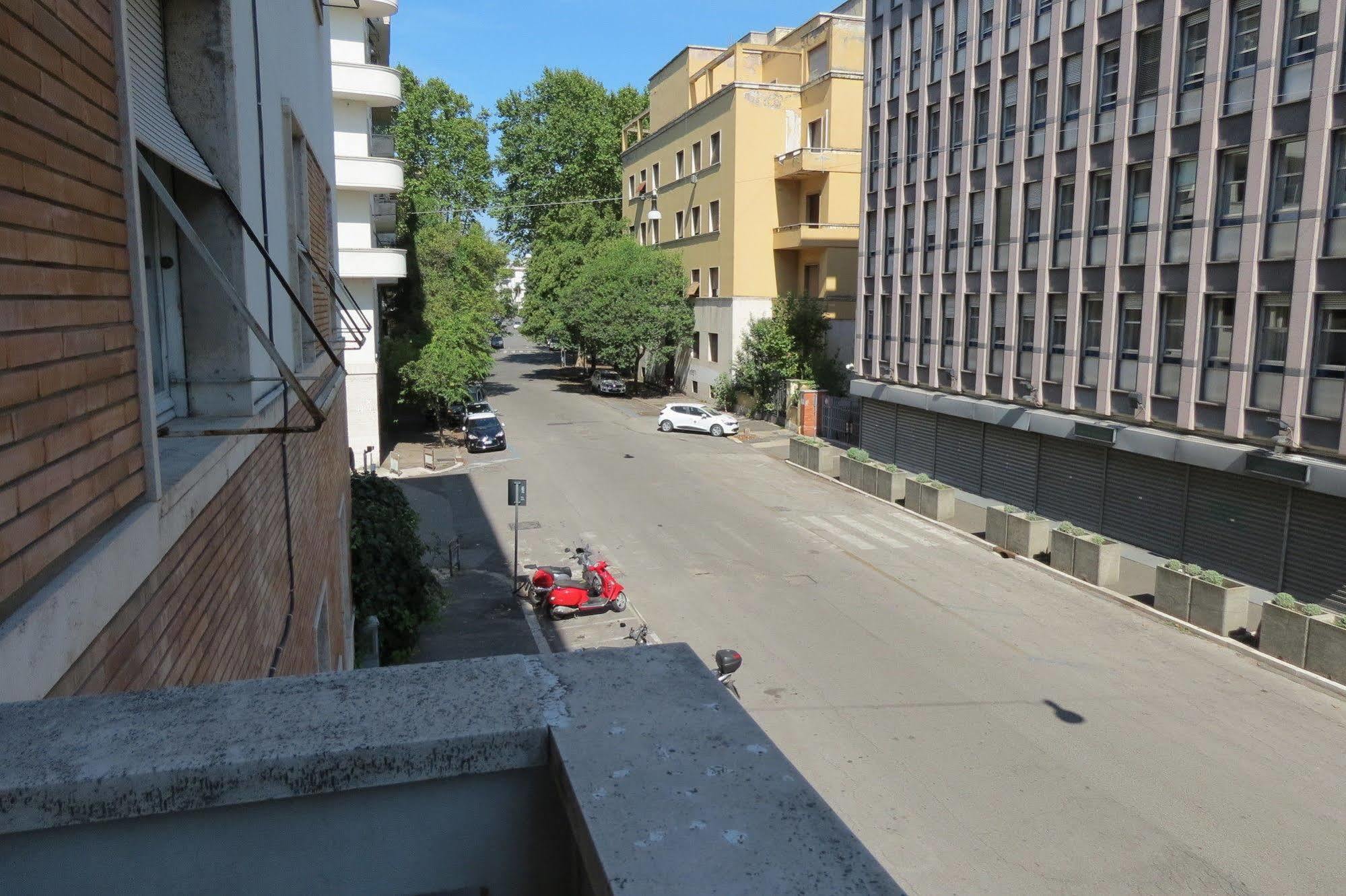 Pensione Paradise Rome Exterior photo